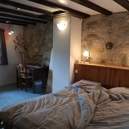 Nyaraló La Maison D' Anne , Nature Et Convivialite ... Albas (Aude)